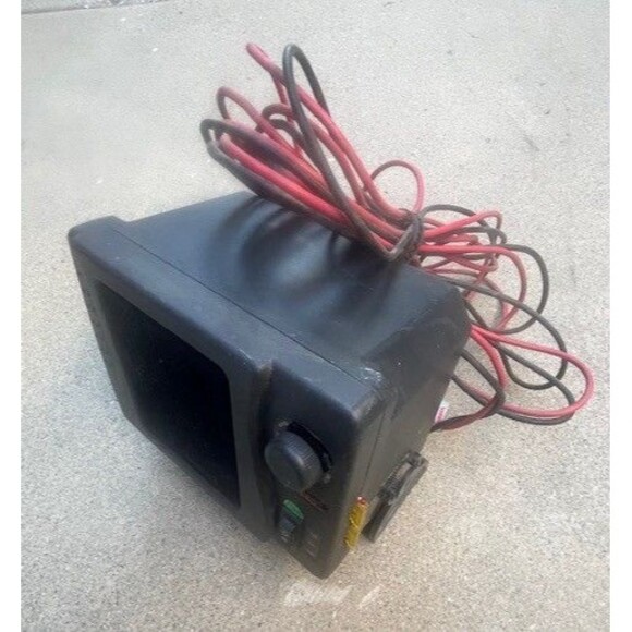 ROADPRO RPSL-681 Vehicle Direct Wired Heater/Fan 33NU85 12v 300w - Picture 2 of 2